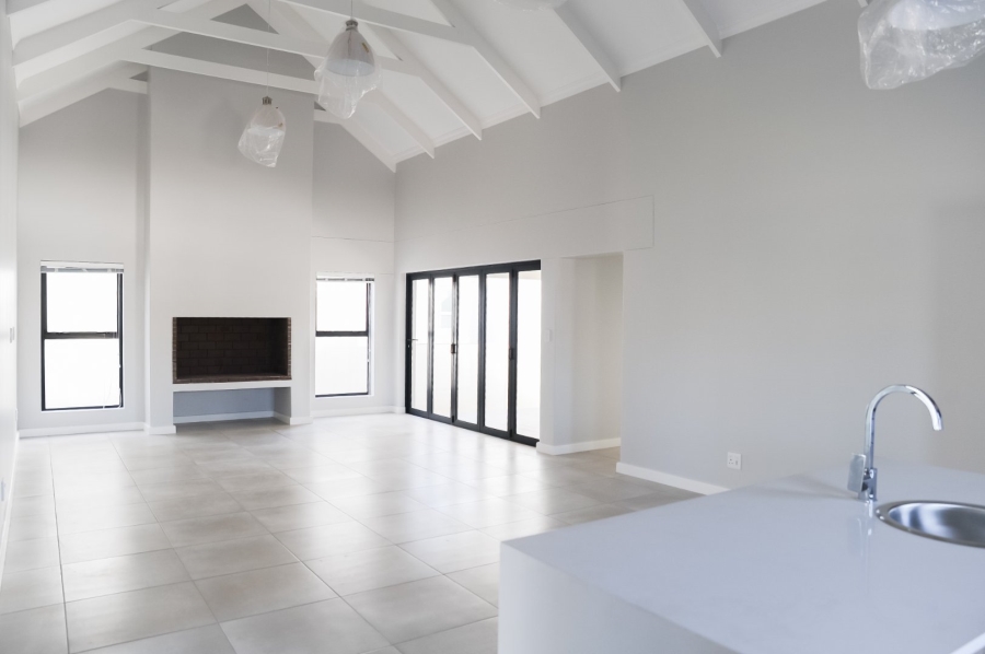 3 Bedroom Property for Sale in Mykonos Western Cape